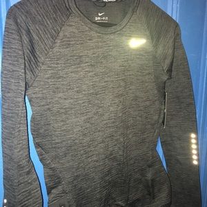 Nike womens top